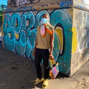 Meet your Posher, Erica